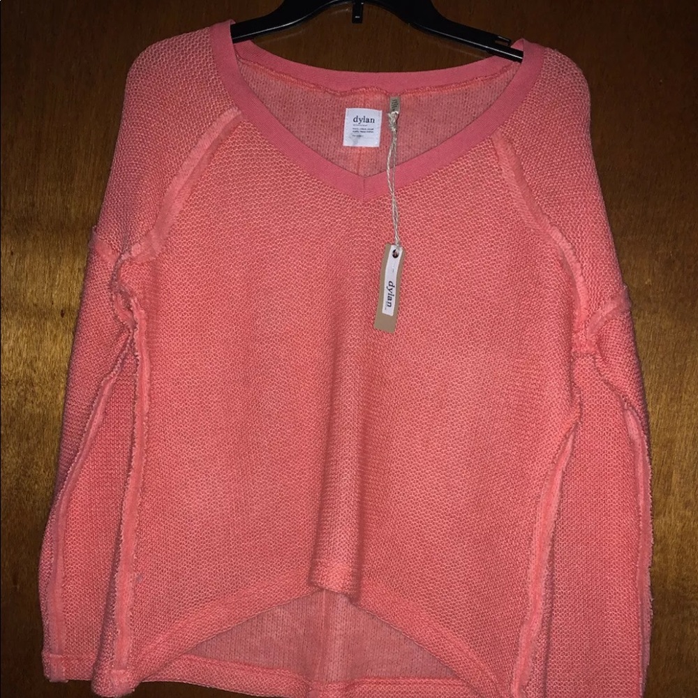Dylan By True Grit Sweater Size Medium Color Coral